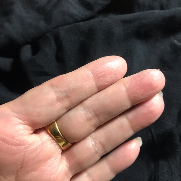 Preowned costume cz ring - Picture 2 of 2